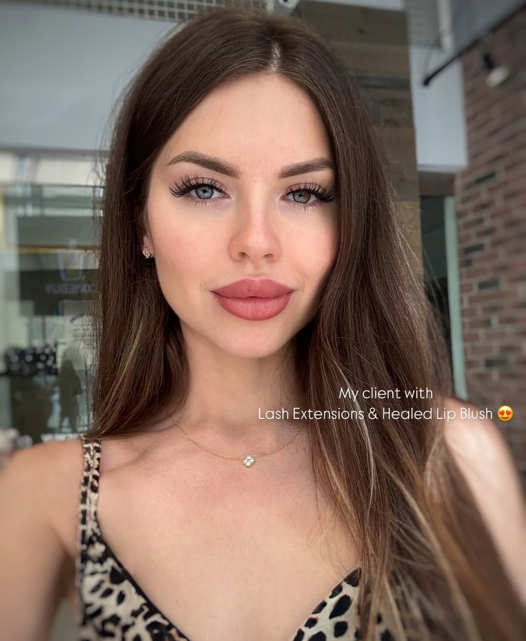 Volume lash extensions Toronto – full, fluffy lashes with depth